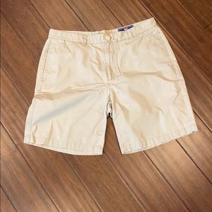 Men’s Vineyard Vines Khaki shorts